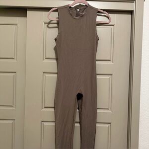 Aritzia jumpsuit small